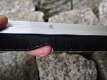 ЩЕТКА ДЛЯ ЗАЩИТЫ ПЫЛЕЗАЩИТЫ 14ММ 100СМ