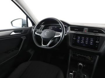 Volkswagen Tiguan Allspace SUV 2.0 TDI 150KM 2021 Volkswagen Tiguan Allspace DSG virtual cocpit navi, zdjęcie 15