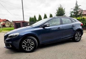Volvo 2016 Volvo V40 Cross Country Volvo V40 Cross Country D2 Pro 2.0 Diesel 120KM, zdjęcie 2