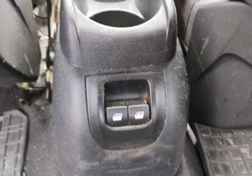 Citroen C-Elysee II Sedan Facelifting 1.6 VTi 115KM 2017 Citroen C-Elysee 2017r, Salonowy. 1.6 LPG, Lekko uszkodzony przod. Jezdzi, zdjęcie 15