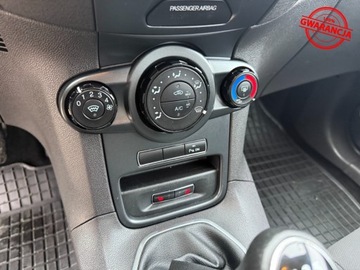 Ford Fiesta VII 2013 Ford Fiesta 1,25 BENZYNA ZWYKLY SILNIK 1.2 Benzyna 82KM, zdjęcie 12