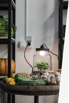 Simon AQUACLICK Разъем одинарный, для поверхностного монтажа, черный