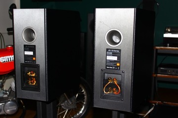 Колонки JBL ES 30
