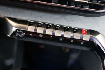 Peugeot 3008 II Crossover Facelifting  1.5 BlueHDi 130KM 2023 Peugeot 3008 1.5 BlueHDi GT SS EAT8 1.5 Diesel 130KM, zdjęcie 11