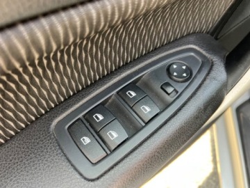 BMW Seria 1 F20-F21 Hatchback 5d 116i 136KM 2012 BMW Seria 1 KLIMATYZACJA NAWIGACJA PARKTRONIC TYL EL.SZYBY SERWISOWANA ORY, zdjęcie 18