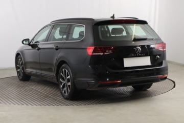 Volkswagen Passat B8 Variant Facelifting 1.5 TSI EVO 150KM 2023 VW Passat 1.5 TSI, Salon Polska, 1. Właściciel, zdjęcie 3