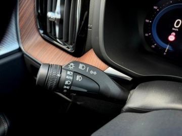 Volvo XC60 II Crossover Plug-In Facelifting 2.0 T8 455KM 2023 Volvo XC 60 INSCRIPTION panorama ful led, zdjęcie 33