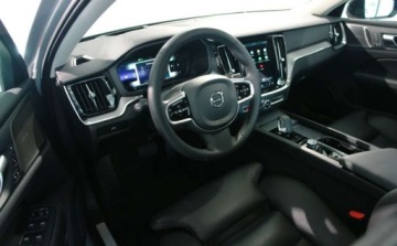 Volvo S60 III 2023 Volvo S60 Volvo S60 B5 B AWD Ultimate Dark 2.0 Hybryda 250KM, zdjęcie 10