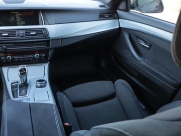 BMW Seria 5 F10-F11 Limuzyna Facelifting 525d 218KM 2014 BMW 5 525d xDrive, Salon Polska, Serwis ASO, zdjęcie 6