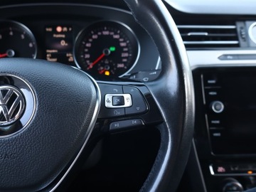 Volkswagen Passat B8 Limousine 1.8 TSI BlueMotion Technology 180KM 2017 VW Passat 1.8 TSI, Salon Polska, Automat, Skóra, zdjęcie 16