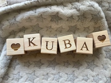 ДЕРЕВЯННЫЕ ДЕКОРАТИВНЫЕ БЛОКИ С ИМЯ РЕБЕНКА, БОЛЬШИЕ С ЛЮБЫМИ БУКВАМИ