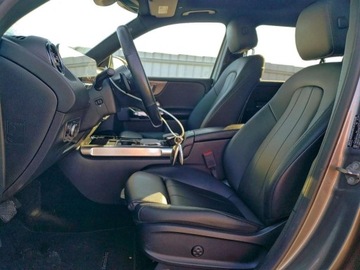 Mercedes GLB 2020 Mercedes-Benz GLB 250 4Matic 2020 2.0L 2.0 Benzyna 221KM, zdjęcie 7