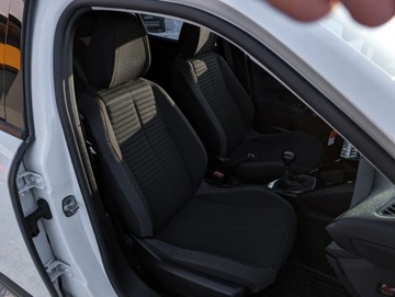 Peugeot 2008 II SUV 1.2 PureTech 130KM 2020 Peugeot 2008 Navi Tempomat Serwis Gwarancja 1.2 Benzyna 130KM, zdjęcie 32