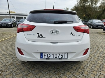Hyundai i30 II Hatchback 3d 1.4 100KM 2014 Hyundai i30 1,4 benzyna 100KM FIFA World Cup Editi, zdjęcie 16