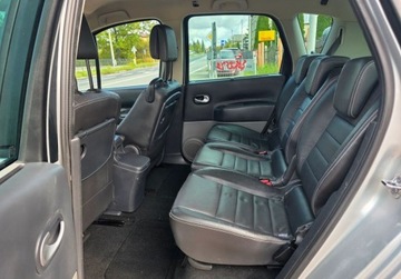 Renault Scenic II 2.0 i 16V 136KM 2008 Renault Scenic 2.0BenzynaLPGbogata wersjadoskonaly stan techniczny 2.0, zdjęcie 15