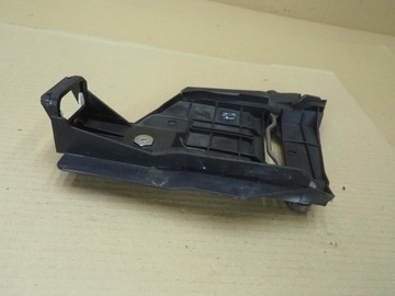 99763117401 VÝZTUHA PRAVÝ DRŽÁKY SVĚTLA PORSCHE 911 997