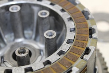 YAMAHA FZS600 FAZER RJ025 ДИСК СЦЕПЛЕНИЯ + КОРЗИНА