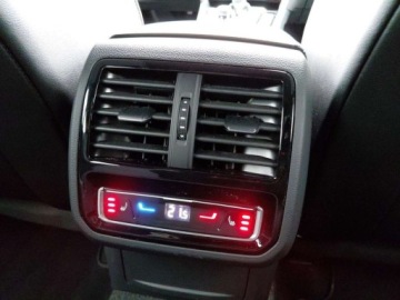 Volkswagen Arteon Fastback Facelifting 2.0 TDI 200KM 2022 Volkswagen Arteon Shooting Brake Elegance 2,0TDI 200km 4x4 FV-VAT23, zdjęcie 15