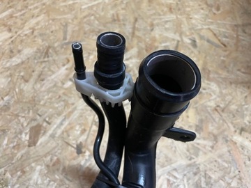 NÁDRŽ PALIVA MERCEDES MB TŘÍDA C W203 1.8K SEDAN A203 2034704901