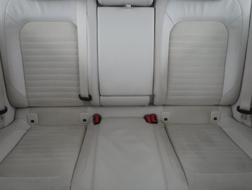 Volkswagen Passat B8 Variant 1.4 TSI BlueMotion Technology ACT 150KM 2016 VW Passat 1.4 TSI, Salon Polska, Serwis ASO, zdjęcie 9