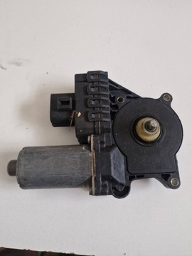 FORD MONDEO MK III 2006 MOTOR REGULACE OKNO DVEŘE PŘEDNÍCH 0130821771