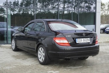 Mercedes Klasa C W204 Limuzyna 1.8 180 K 156KM 2008 Mercedes C 180 Grzane fotele Climatronic Elektryka, zdjęcie 5