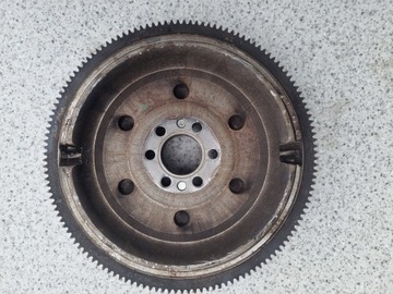 AUDI A4 B5 KOLO DVOUHMOTNÉ DWU MAS 1.8 TURBO