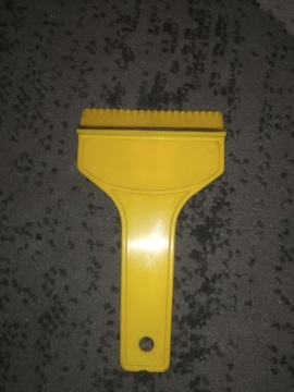 Автомобильный скребок для льда со скребком-ластиком