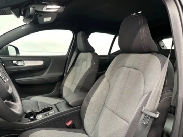 Volvo XC40 Crossover Facelifting 2.0 B3 163KM 2026 VOLVO XC40 B3 Core Suv 2.0 (163KM) 2026, zdjęcie 4
