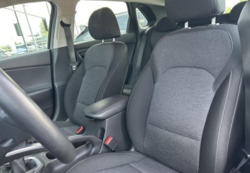 Hyundai i30 III Hatchback Facelifting 1.0 T-GDI 120KM 2023 Hyundai i30 Pakiet LED Niski przebieg Serwisowany w ASO Gwarancja FV23, zdjęcie 4
