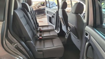 Volkswagen Touran I 1.9 TDI 105KM 2007 Volkswagen Touran TOURAN 1.9tdi 7-foteli Lift zarejestrowany MOZLIWA ZAMIA, zdjęcie 23