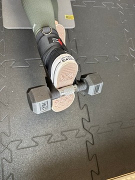 ДЕРЖАТЕЛЬ лодыжки ДЛЯ CABLE CHAMPION И ДЛЯ ПРИСПОСОБЛЕНИЯ гантелей С РЕМНЯМИ ДЛЯ ТРЕНИРОВКИ НОГ