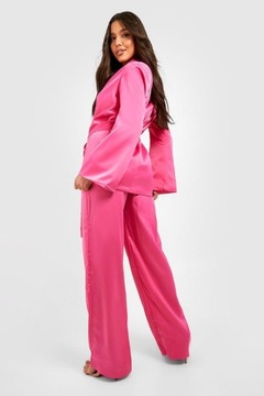 Boohoo NG6 coy różowe satynowe spodnie prosta nogawka L
