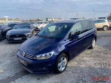 Volkswagen Touran III 1.4 TSI 150KM 2017 Volkswagen Touran 1.4 tsi 150 KM pasek nowy polski salon high line f-k VAT, zdjęcie 1