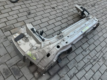 VOLVO XC90 I PAS TYŁ ŚCIANA