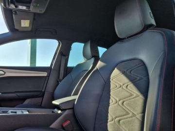 Seat Leon IV Hatchback 1.5 eTSI (MHEV) 150KM 2024 Seat Leon Seat Leon FR1.5 150 kmsalon pltop wyposazenie 1.5 Benzyna, zdjęcie 12