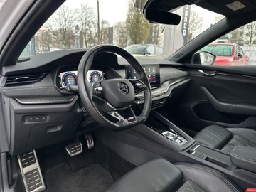 Skoda Octavia IV Liftback 2.0 TDI SCR 200KM 2022 Skoda Octavia RS 2.0 TDI 200KM 4x4 Fotele Ergonomi, zdjęcie 9