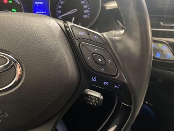 Toyota C-HR I Crossover 1.8 Hybrid 122KM 2018 Toyota C-HR 1.8 Hybrid Selection Toyota C-HR 1.8 S, zdjęcie 13