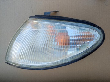SMĚROVKA LEVÝ PŘEDNÍ MAZDA MX-6 21061617