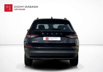 Skoda Kodiaq I SUV Facelifting 2.0 TDI SCR 150KM 2022 Skoda Kodiaq Kodiaq Ambition 2.0TDI DSG ACC Matrix Hak Kamera Ambiente Pod, zdjęcie 3