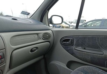 Renault Scenic I Minivan 1.6 i 16V 110KM 2000 Renault Scenic Renault Scenic 1.6 Benzyna 110KM, zdjęcie 11