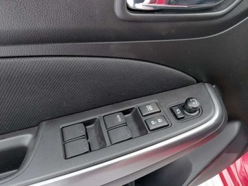 Suzuki Swift VI 2020 Suzuki Swift ALL GRIP Navi Sensor Elektryka PDC LED Kamera 1.2 Hybryda 83KM, zdjęcie 10