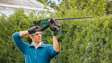 SEKATOR 18V UniversalHedgeCut 18V-50 BOSCH 1x2,5Ah