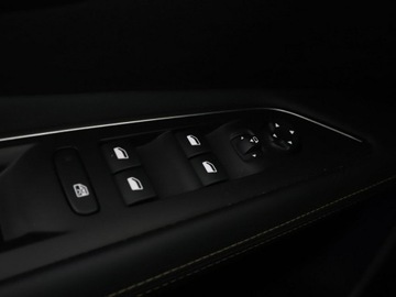 Peugeot 3008 II Crossover 1.2 PureTech 130KM 2018 Peugeot 3008 full LED półskóra navi el. fotele, zdjęcie 34