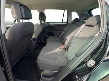 Volkswagen Tiguan II SUV Facelifting 1.5 TSI 150KM 2022 Volkswagen Tiguan pakiet zimowy, tempomat aktywny, lane assist, 1.5 Benzyna, zdjęcie 35
