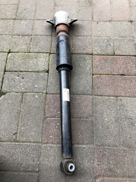 AUDI A4 A5 8W TLUMIČ ZADNÍ 8W0513028AA