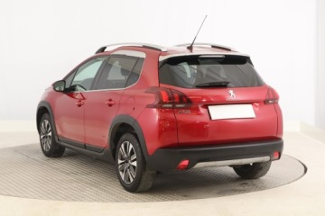 Peugeot 2008 I SUV Facelifting 1.2 PureTech 110KM 2018 Peugeot 2008 1.2 PureTech, 1. Właściciel, Skóra, zdjęcie 3