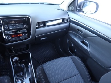 Mitsubishi Outlander III SUV Facelifting 2017 2.0 150KM 2019 Mitsubishi Outlander 2.0, Salon Polska, zdjęcie 7