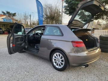 Audi A3 8V Hatchback 3d 1.4 TFSI 122KM 2013 Audi A3 3-drzwiowe 1.4 TSI 122 KM Oryginalny Przeb, zdjęcie 11