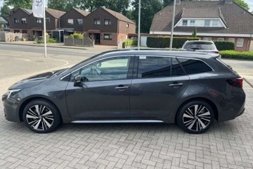 Toyota Corolla XII TS Kombi Facelifting 1.8 Hybrid 140KM 2025 Toyota Corolla 1.8 140KM Touring Sports Duzy rabat Polski Salon Style, zdjęcie 2